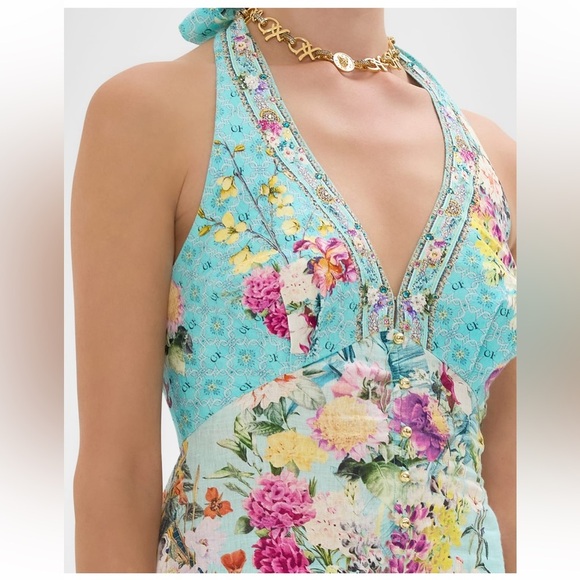 Camilla
Gardens of Queluz Button-Front Halter
Playsuit
8160
NWT’s - Picture 6 of 6